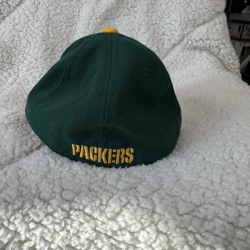 NFL team apparel